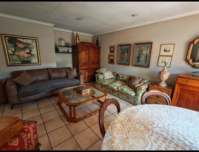 3 BEDROOM SIMPLEX FOR SALE IN ELARDUSPARK